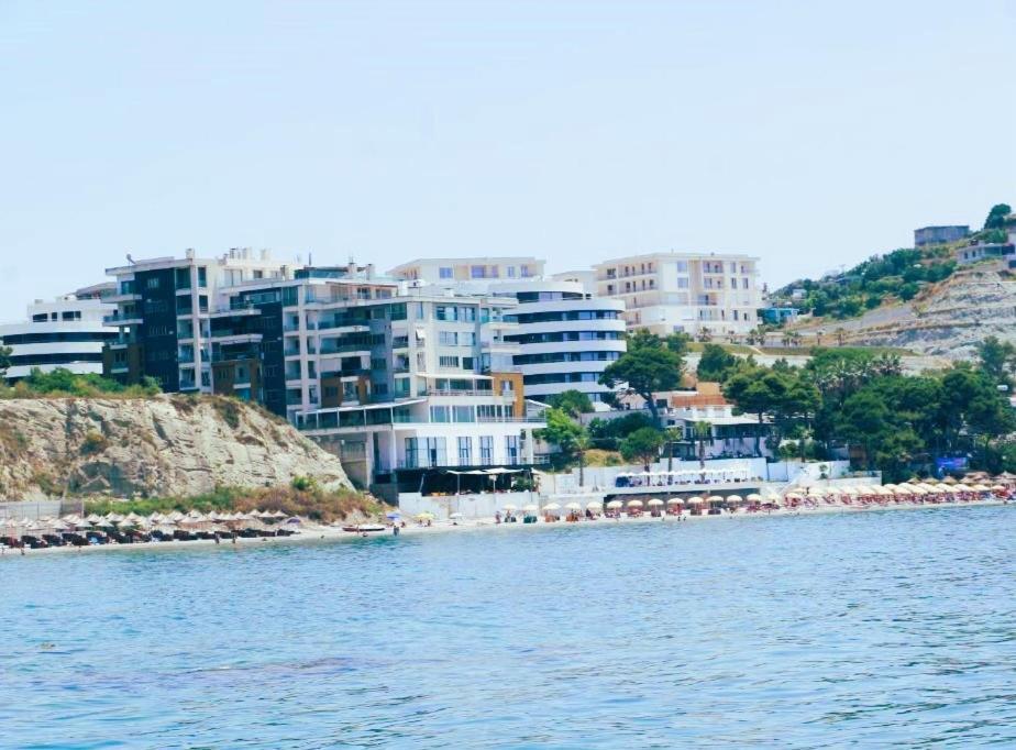 Sea&Sun&Sand Luxury Apartment In Durres Exterior photo